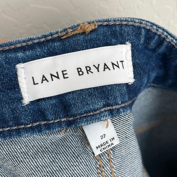 Lane Bryant High Rise Straight Crop Distressed 22 - Picture 8 of 8